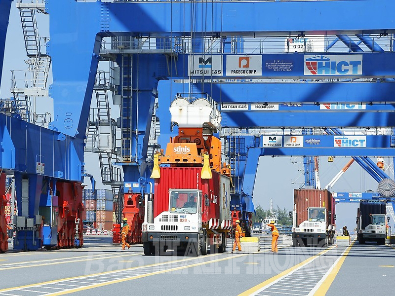 Vượt thu từ hoạt động xuất nhập khẩu, Hải Phòng được thưởng 926,6 tỷ đồng